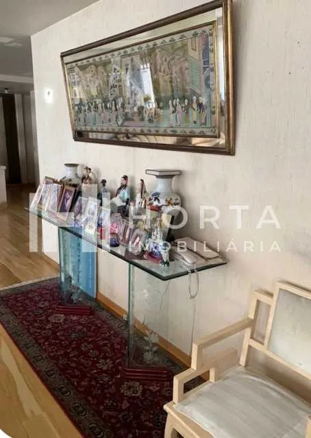 Furnished 299 m² apartment with 4 bedrooms and 4 parking — photo 18