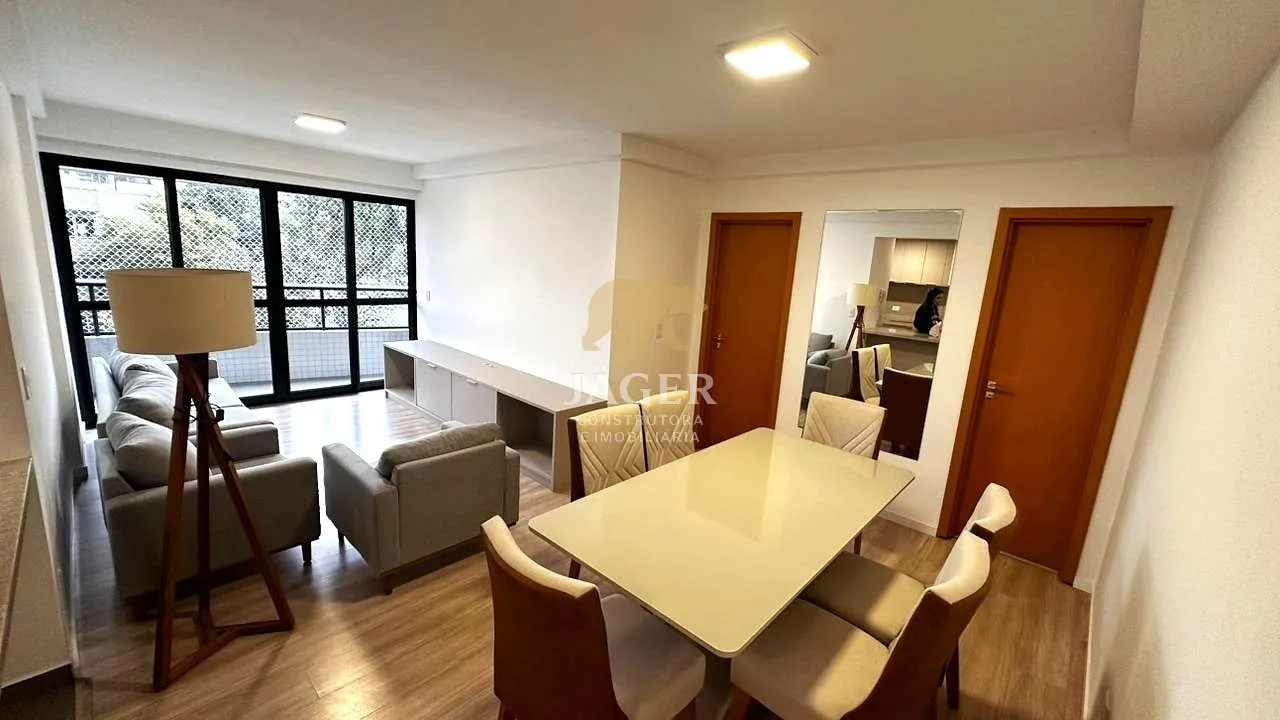 106 m² furnished apartment with 3 bedrooms and a balcony