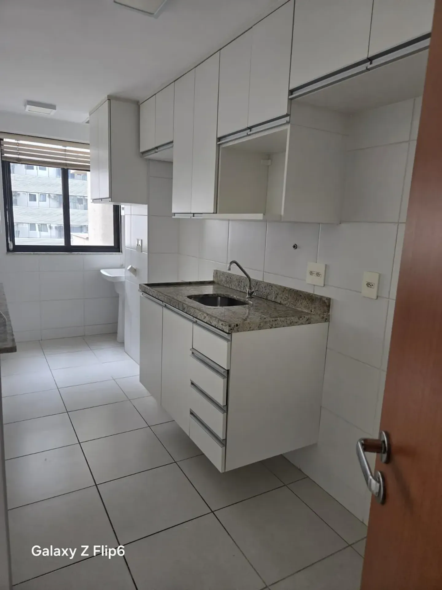One-bedroom apartment in a building with a sauna — photo 3