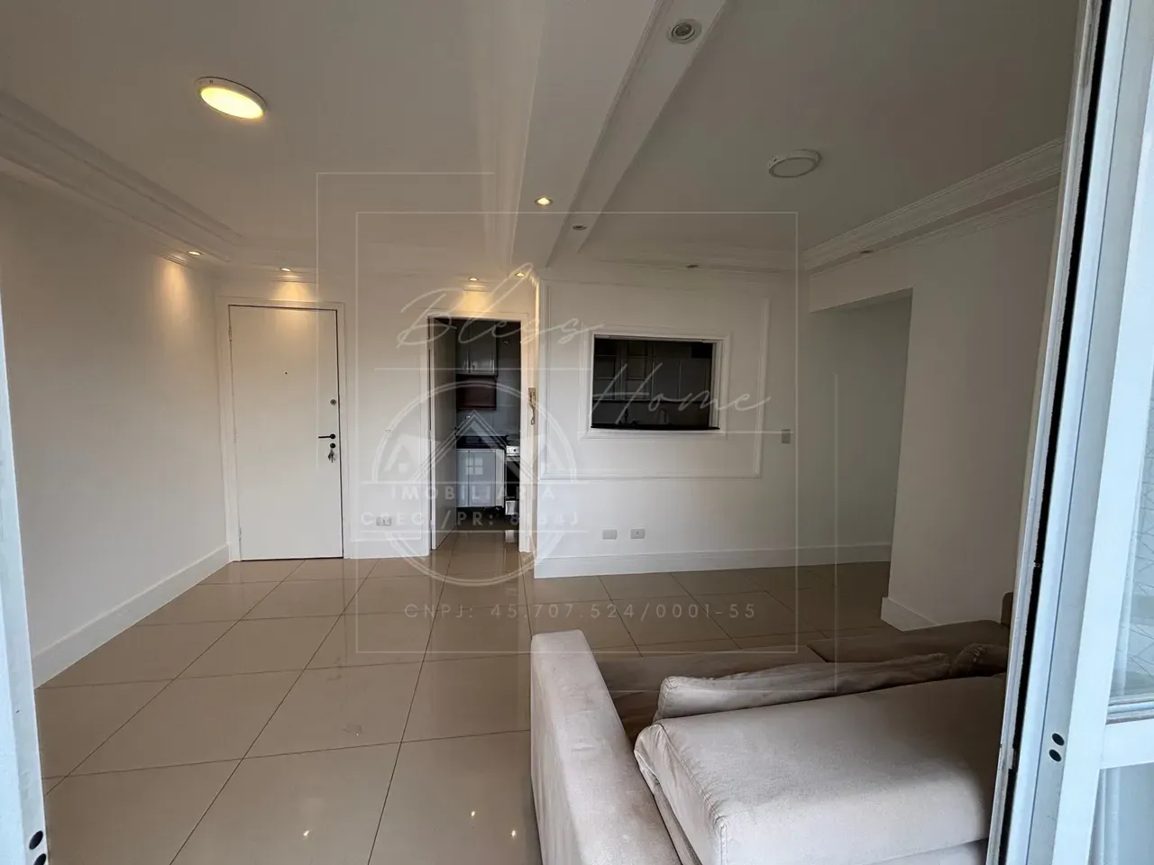 3-bedroom apartment with a closed kitchen and 2 bathrooms — photo 22
