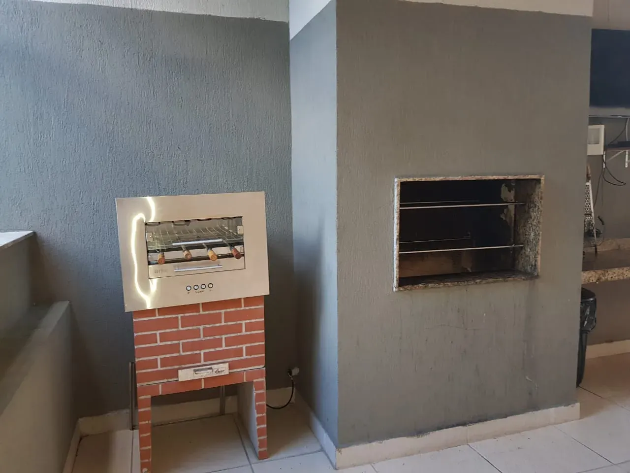 Балкон с грилем и 2 спальни: квартира 91 м² — photo 11