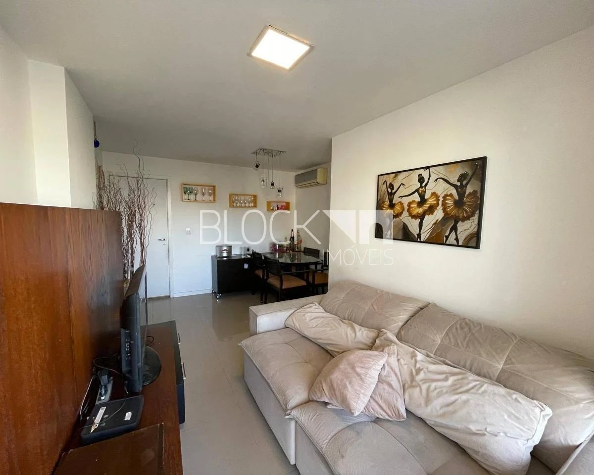 Furnished apartment, 91 m², with a mountain view — photo 4