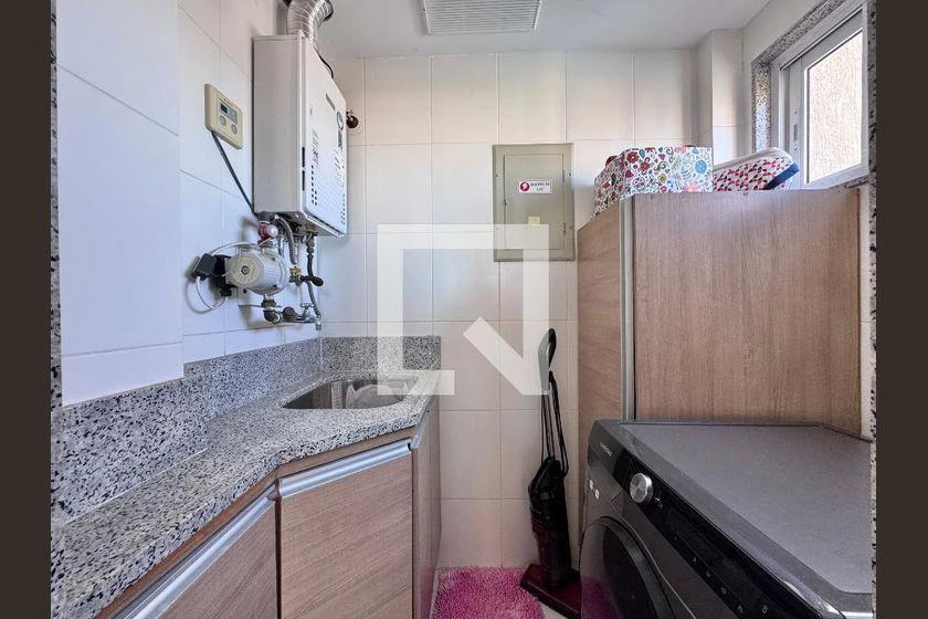 Furnished apartment, 145 m², with a grill on the balcony — photo 13