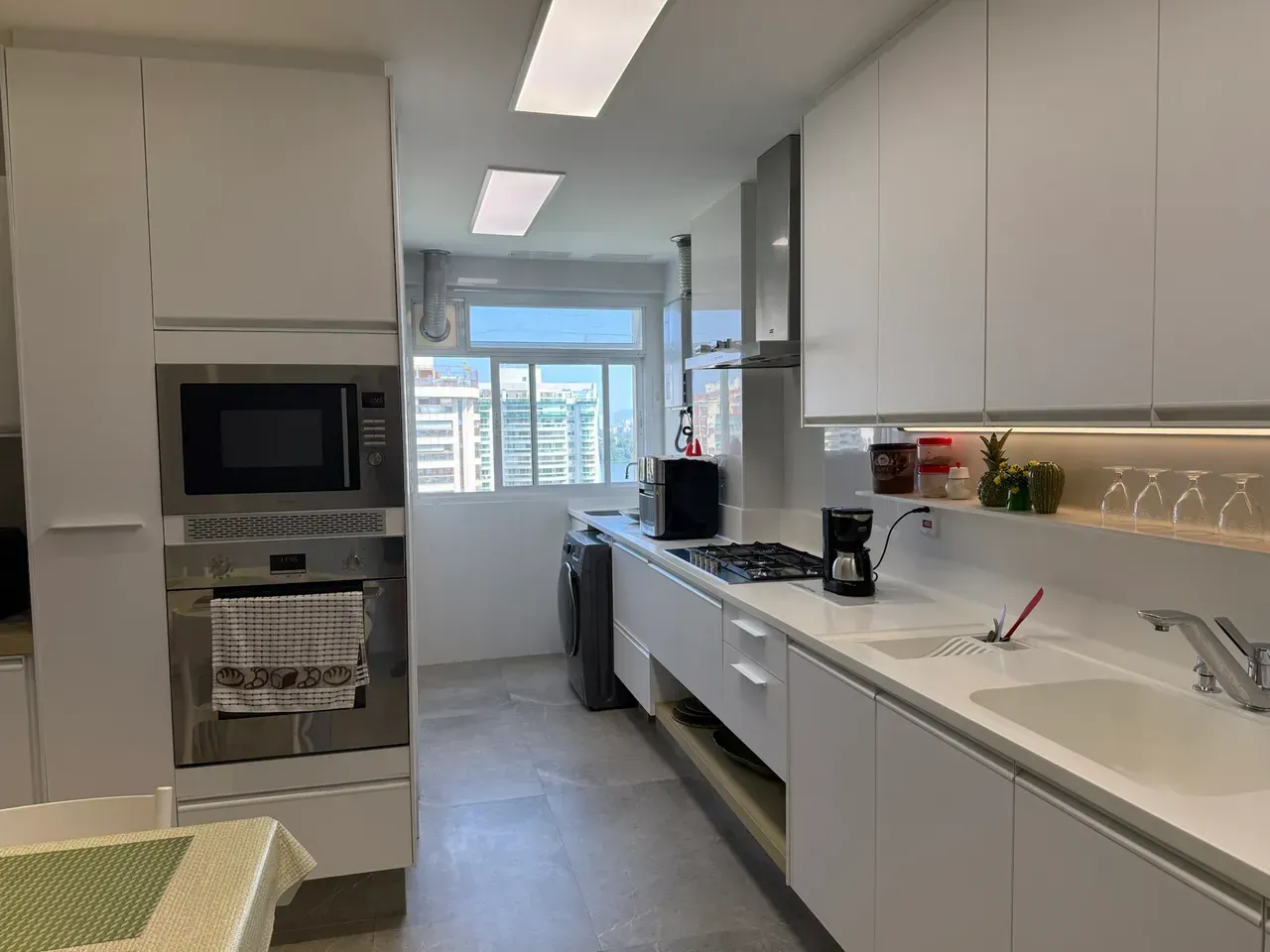 Apartamento mobiliado com 3 quartos e varanda — photo 10