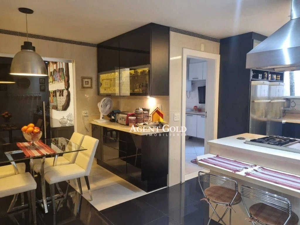 Furnished 900 m² house with 6 en-suite bedrooms — photo 22