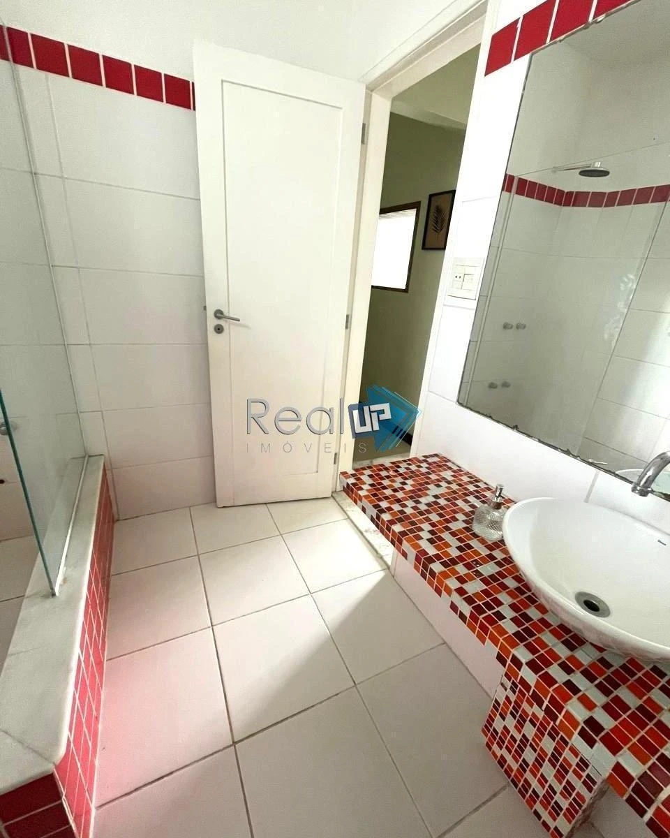 Furnished apartment, 85 m², with a washing machine — photo 19