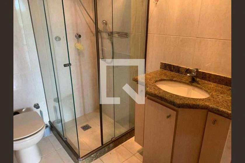 296 m² apartment with 4 bedrooms and 3 parking spots — photo 10