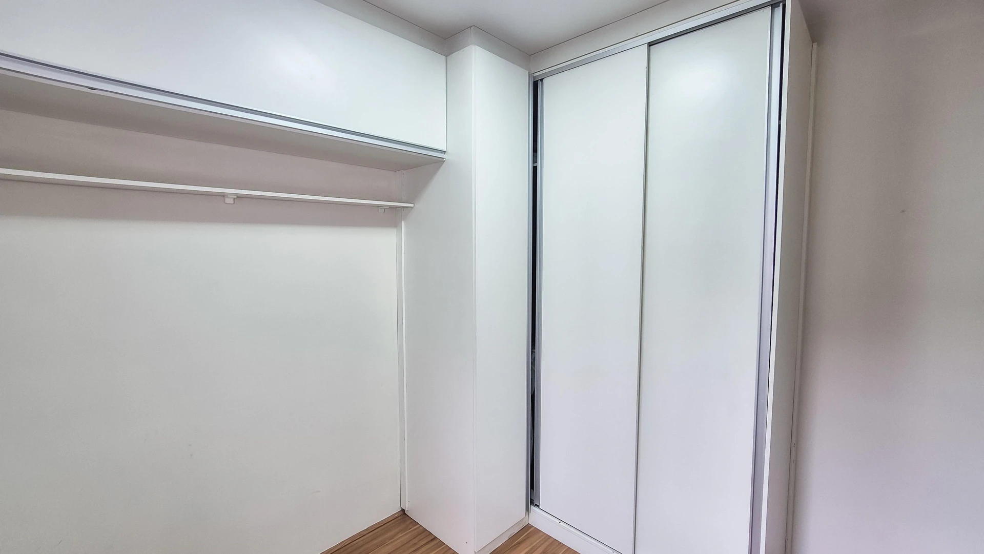 Apartamento com 2 quartos e varanda — photo 48