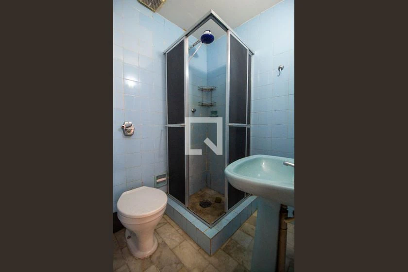 Apartment, 85 m², with wood or laminate floors — photo 26