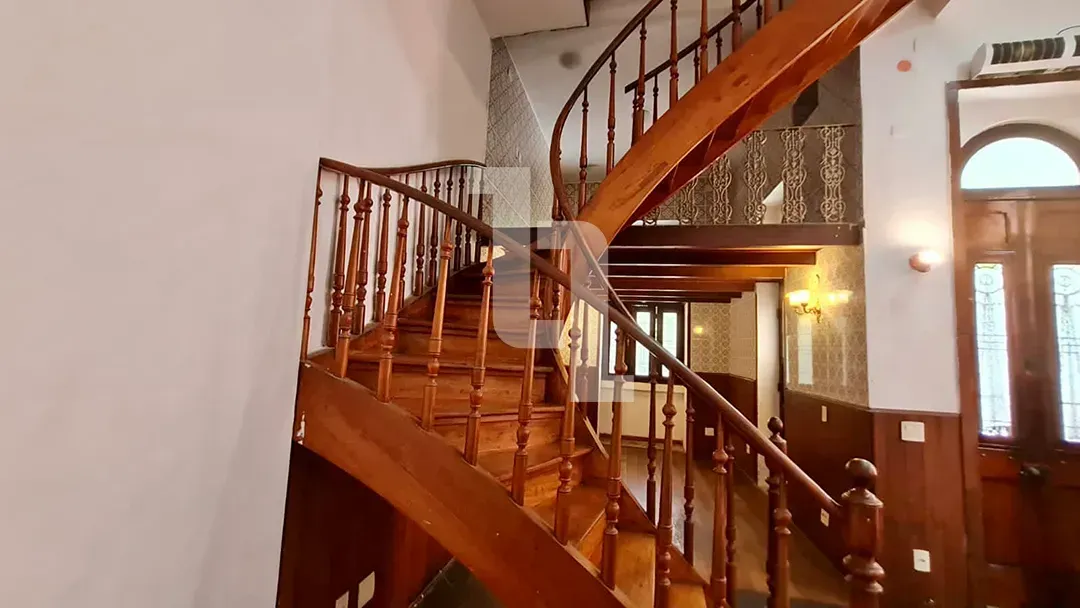Casa sem mobília com 4 quartos e 4 banheiros — photo 10