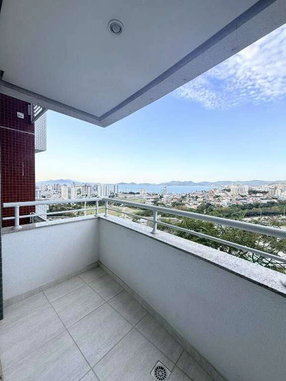 Apartamento de 2 dormitorios con barbacoa privada