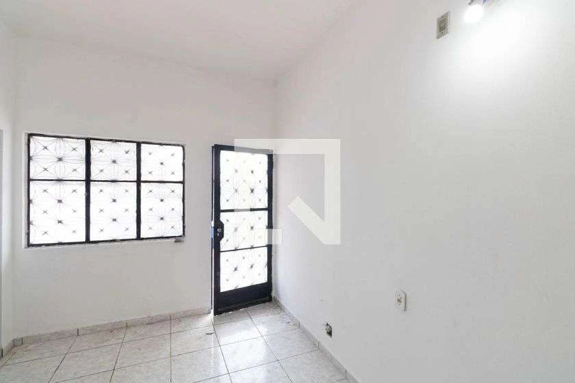 Rental house with 3 bedrooms and 300 m² of space — photo 12