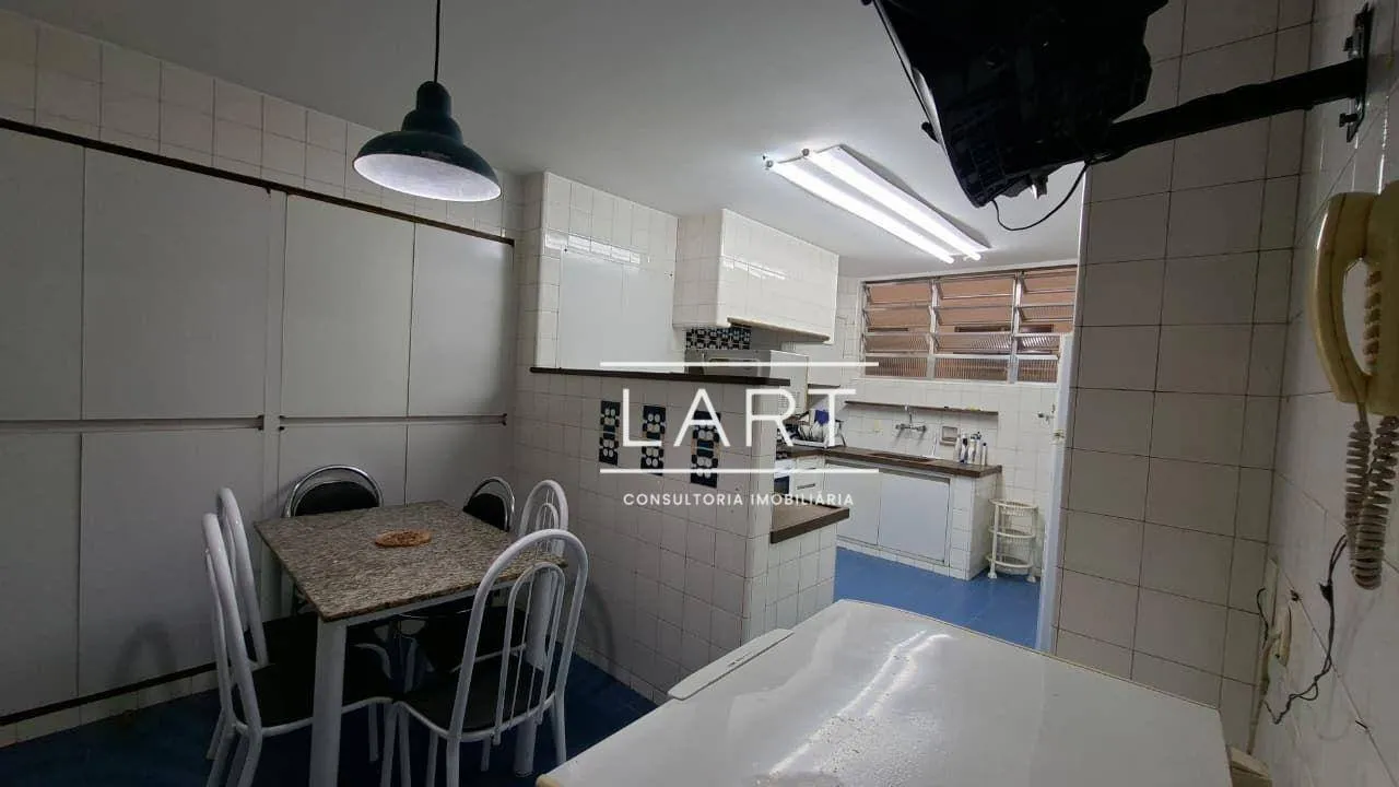 Rental apartment with 4 bedrooms and 280 m² — photo 35