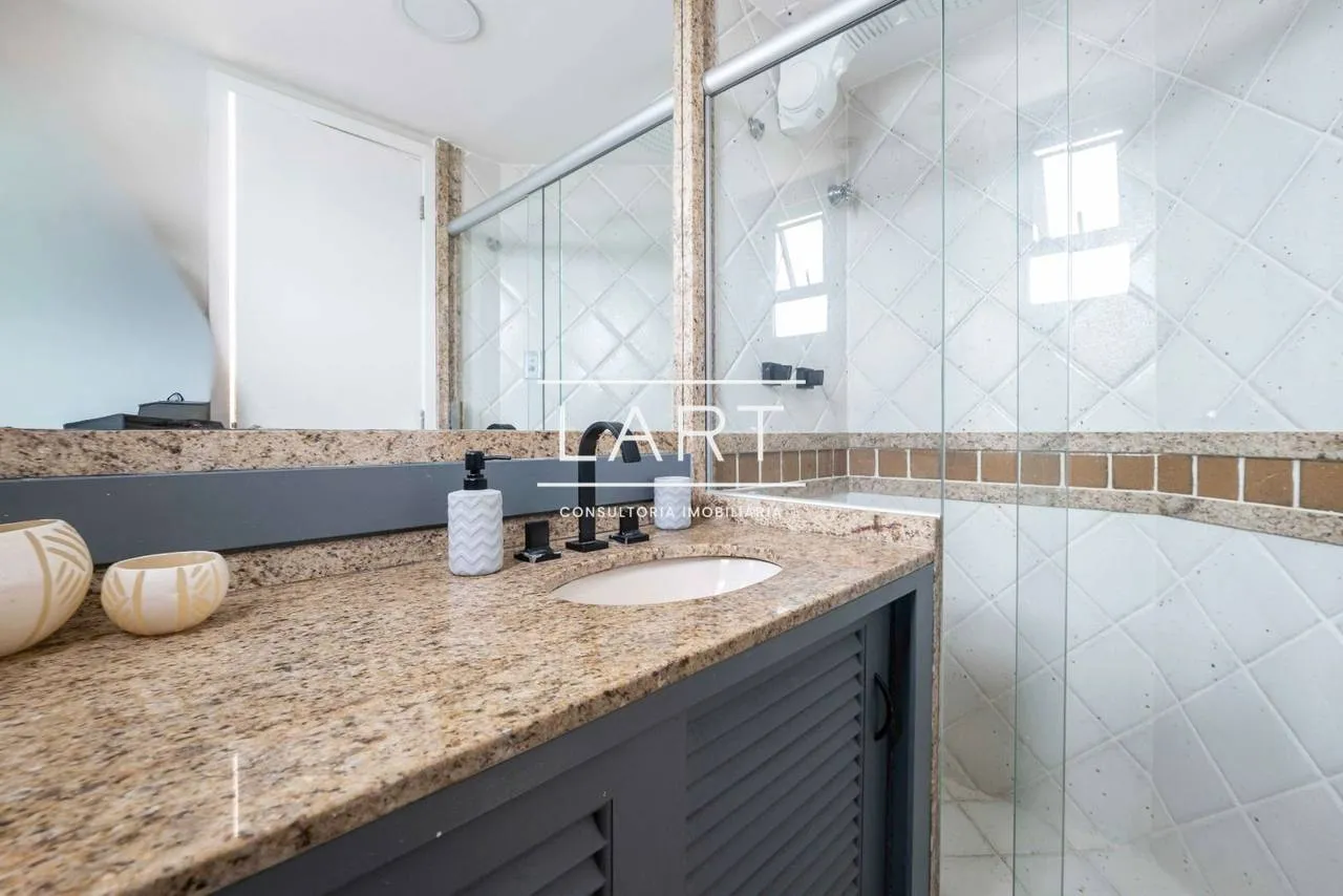 Джакузі та 2 спальні: квартира 170 м² — photo 9