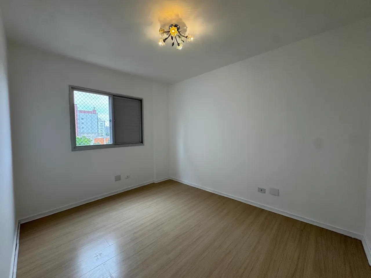 Home office in a 3-bedroom apartment, 120 m² — photo 19