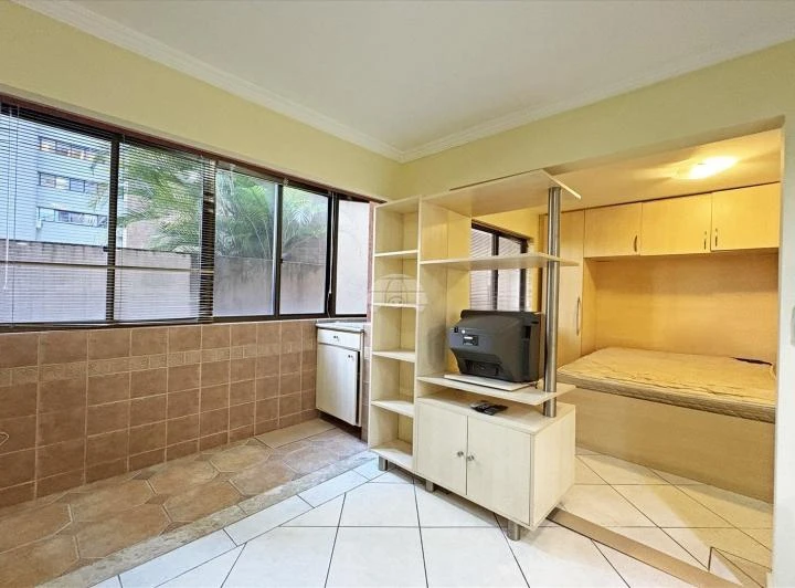 1-bedroom apartment with an open-plan kitchen at 50 m² — photo 6
