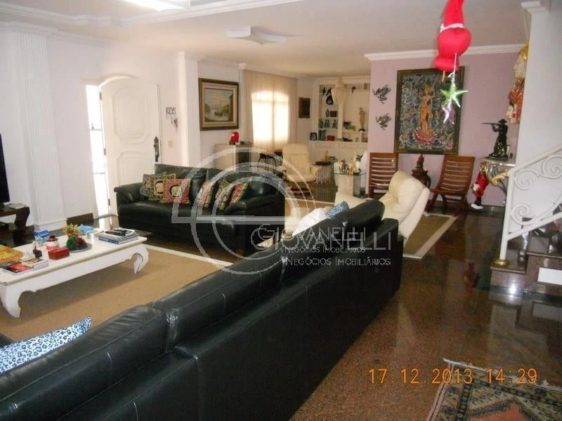 Furnished house with 6 bedrooms and 500 m²