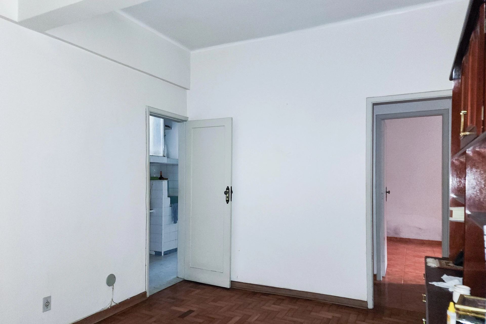 2-bedroom apartment with a home office — photo 23
