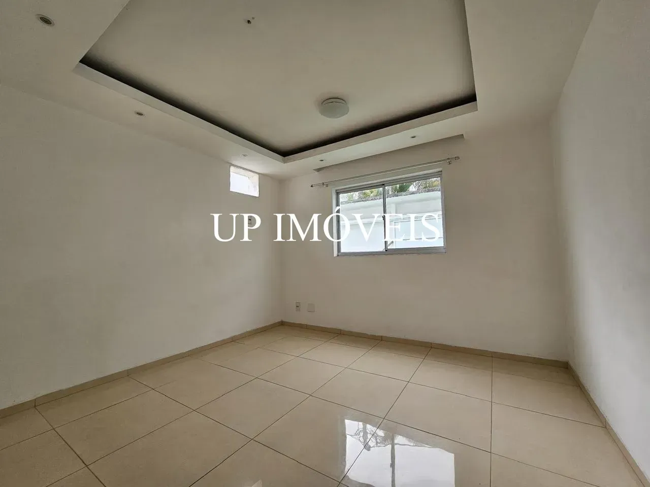 House with separate kitchen, 5 bedrooms and 450 m² — photo 8