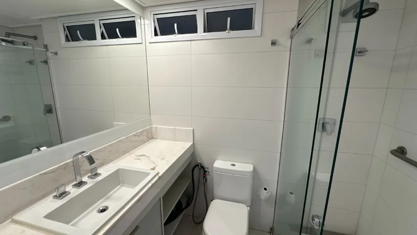 Квартира з 2 спальнями та панорамними вікнами — photo 13