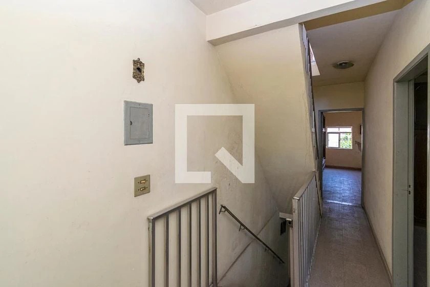 Casa amueblada con 3 dormitorios y 240 m² con balcón — photo 25