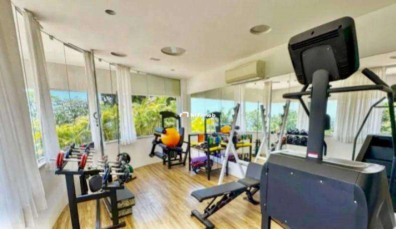 Unfurnished 6-bedroom house with 950 m² — photo 13