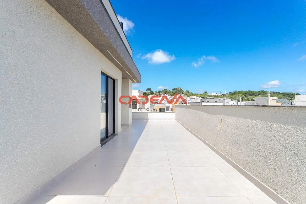 Glass-enclosed balcony in a 3-bedroom house, 124 m² — photo 11