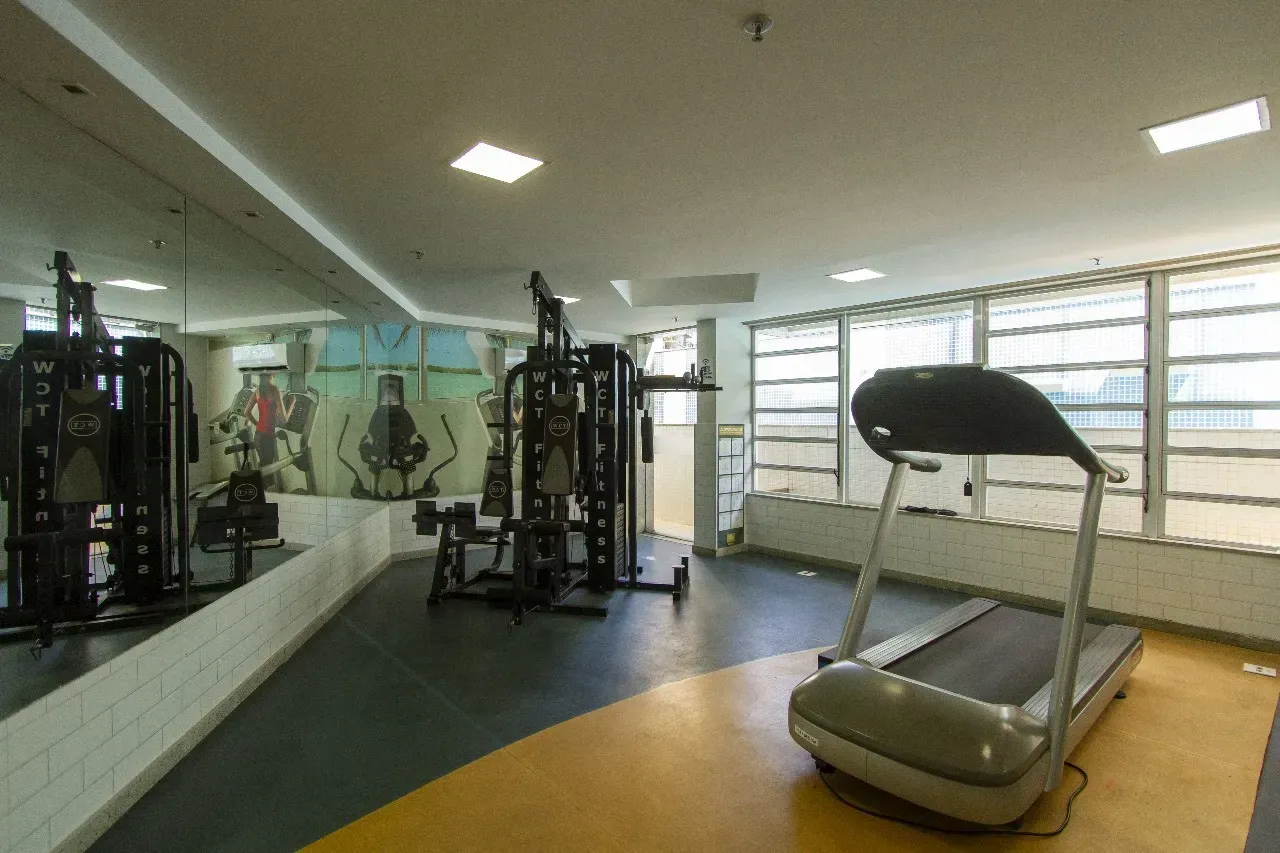 Furnished 100 m² apartment with a bedroom en-suite — photo 42