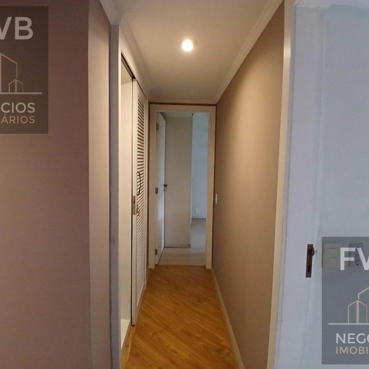 3-bedroom apartment with a home office — photo 28