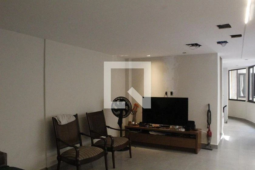 Furnished house, 400 m², with a grill on the balcony — photo 24