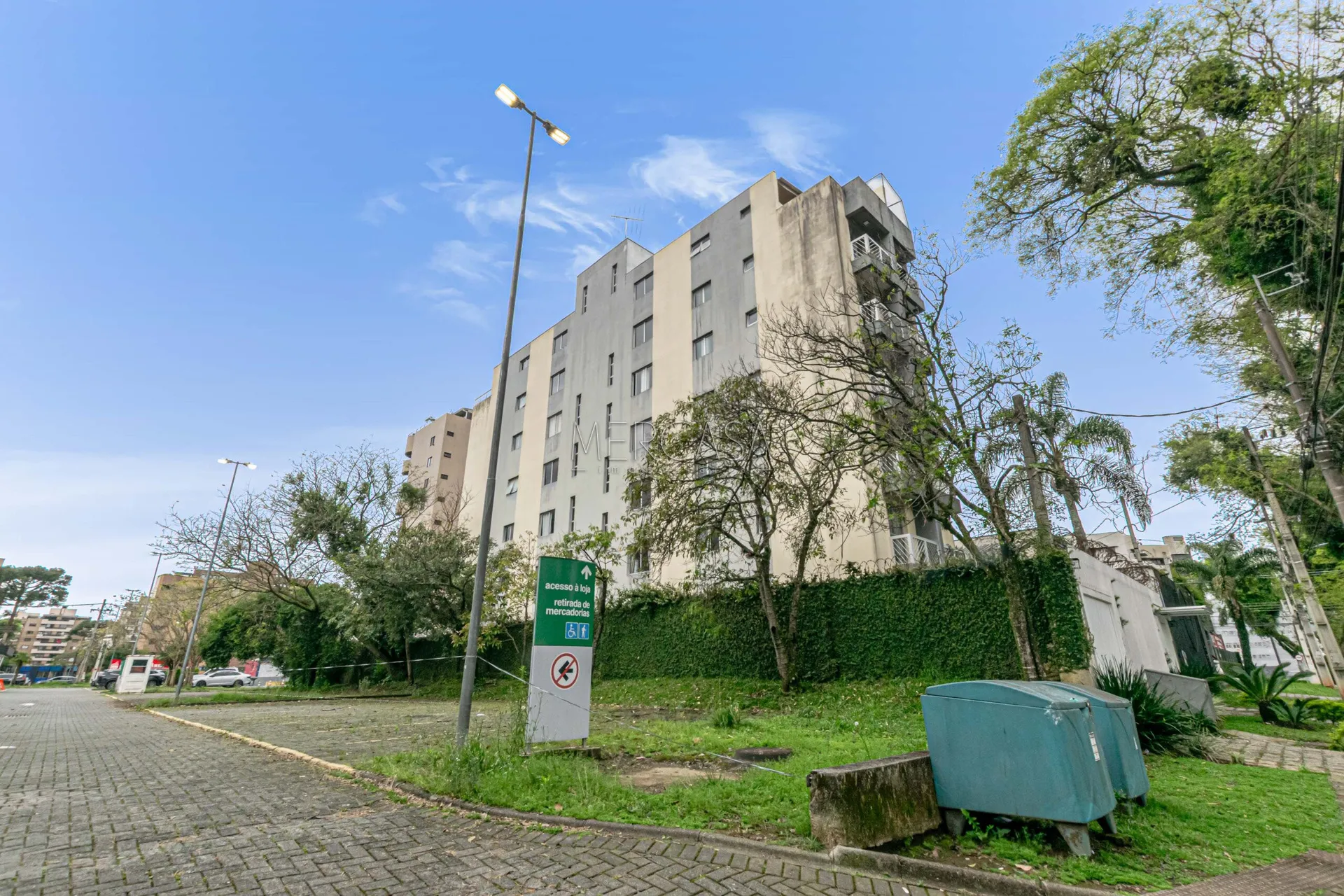 One-bedroom, 31 m² apartment in Curitiba — photo 6