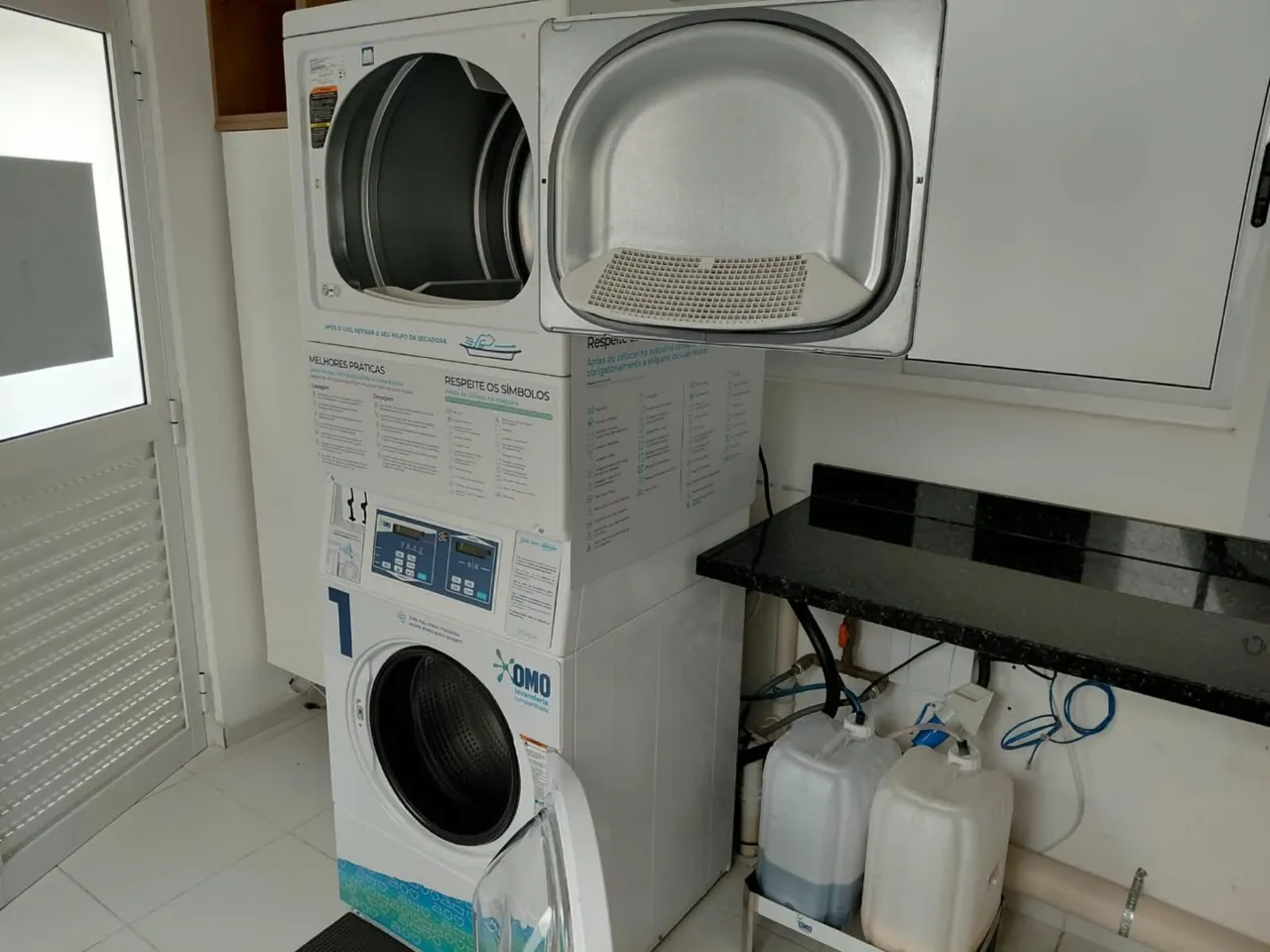 43 m² studio with 1 bedroom and an open kitchen — photo 11
