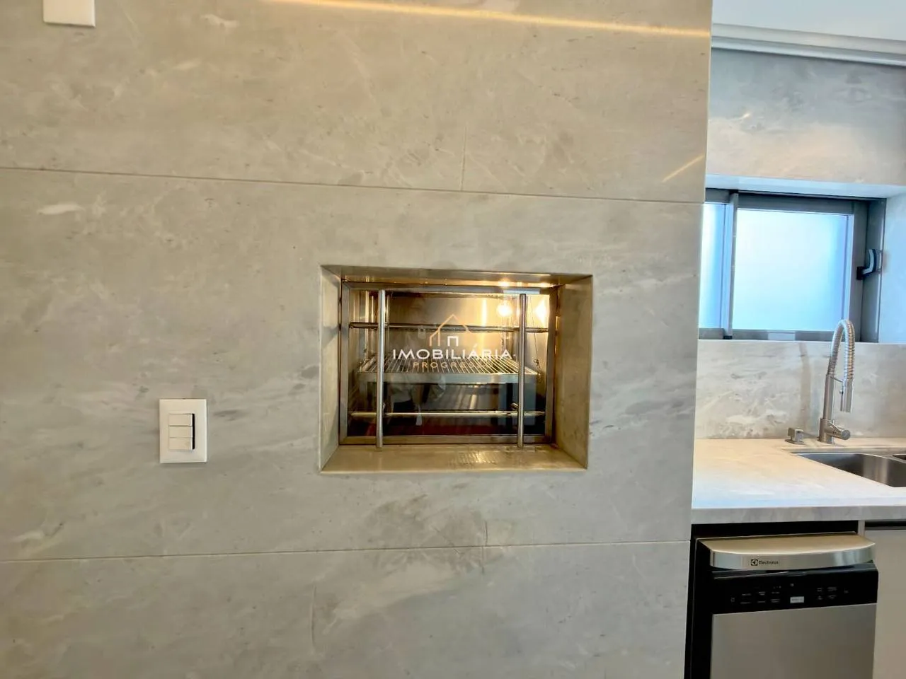 Dishwasher in a 3-bedroom apartment, 153 m² — photo 21