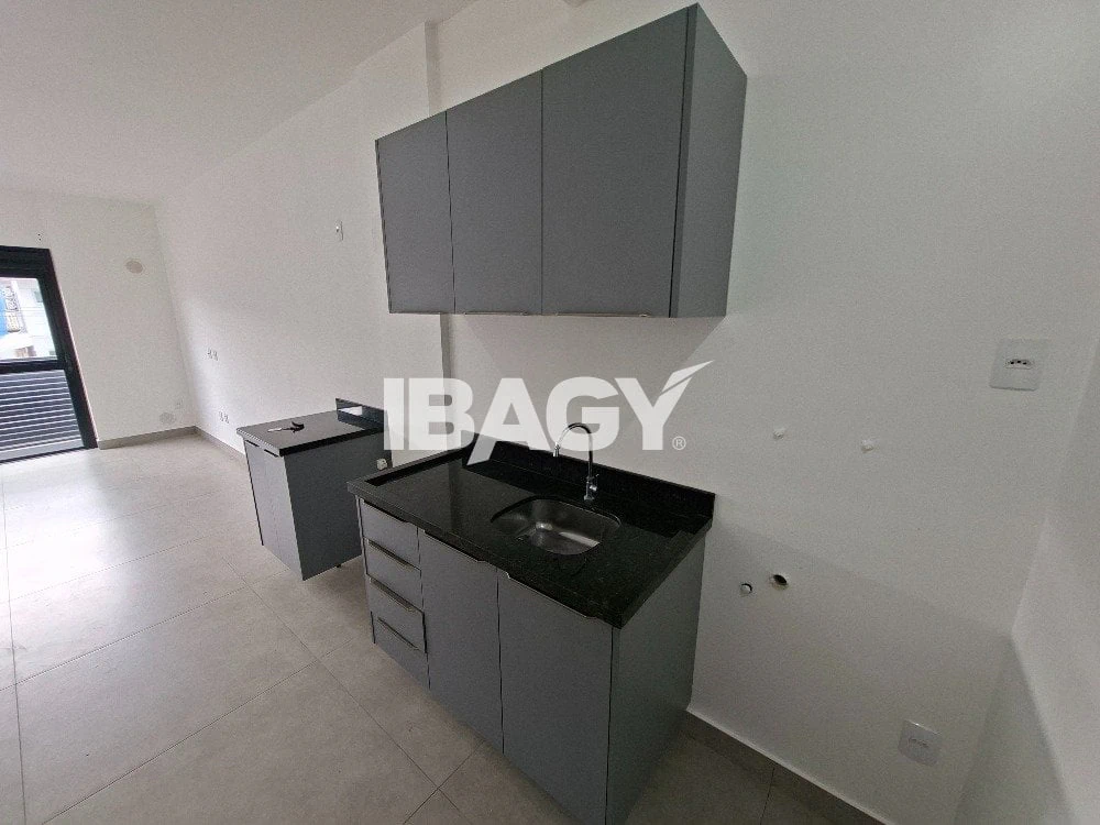 46 m² unfurnished studio with 1 bedroom and parking — photo 3