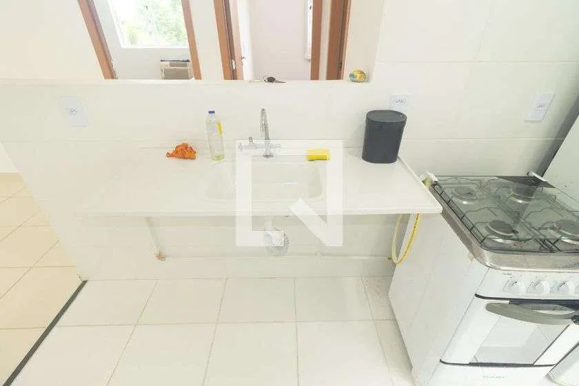Furnished 2-bedroom apartment with open-plan kitchen — photo 28