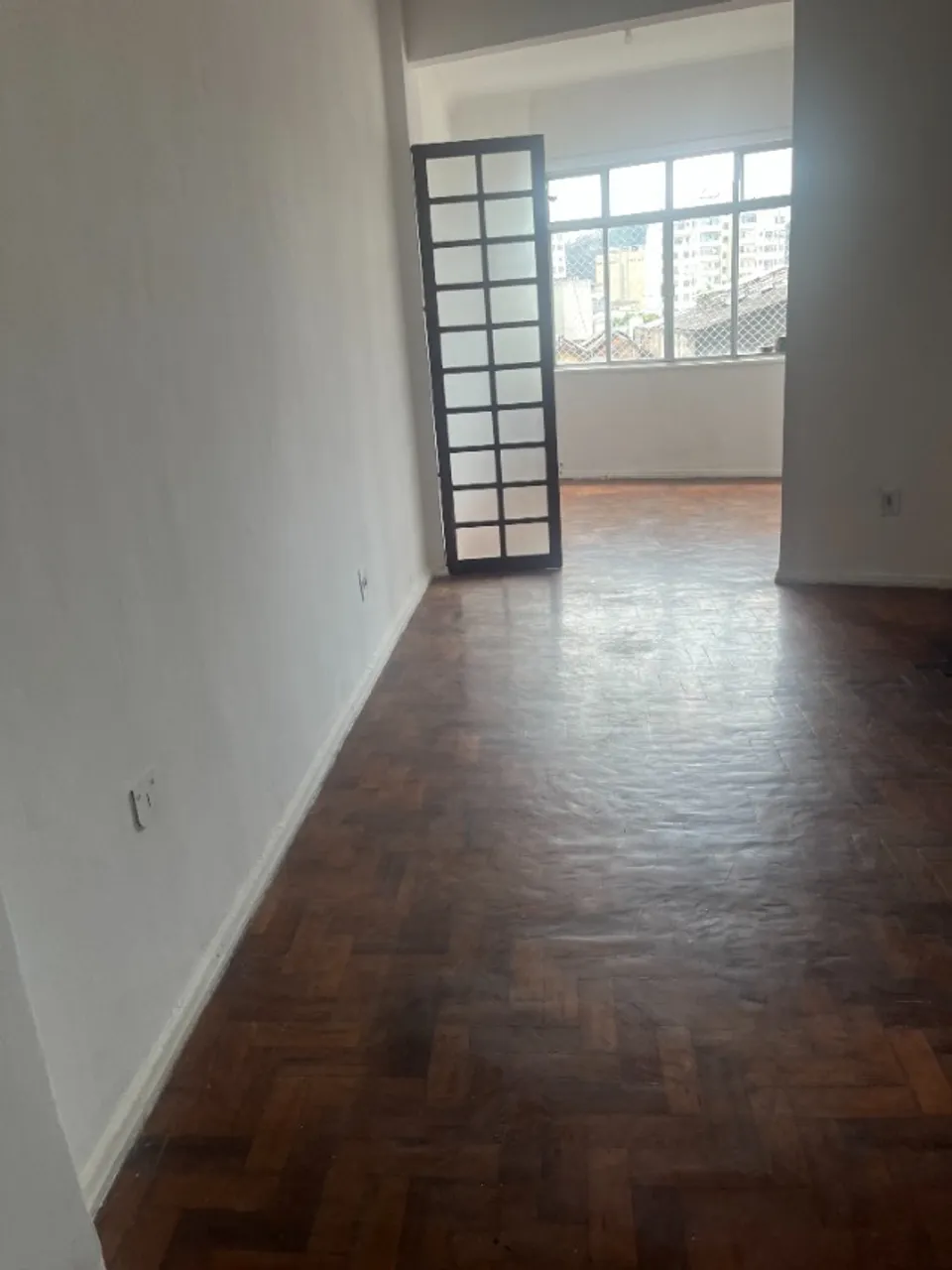 Apartamento, 48 m², com piso de madeira ou laminado — photo 9