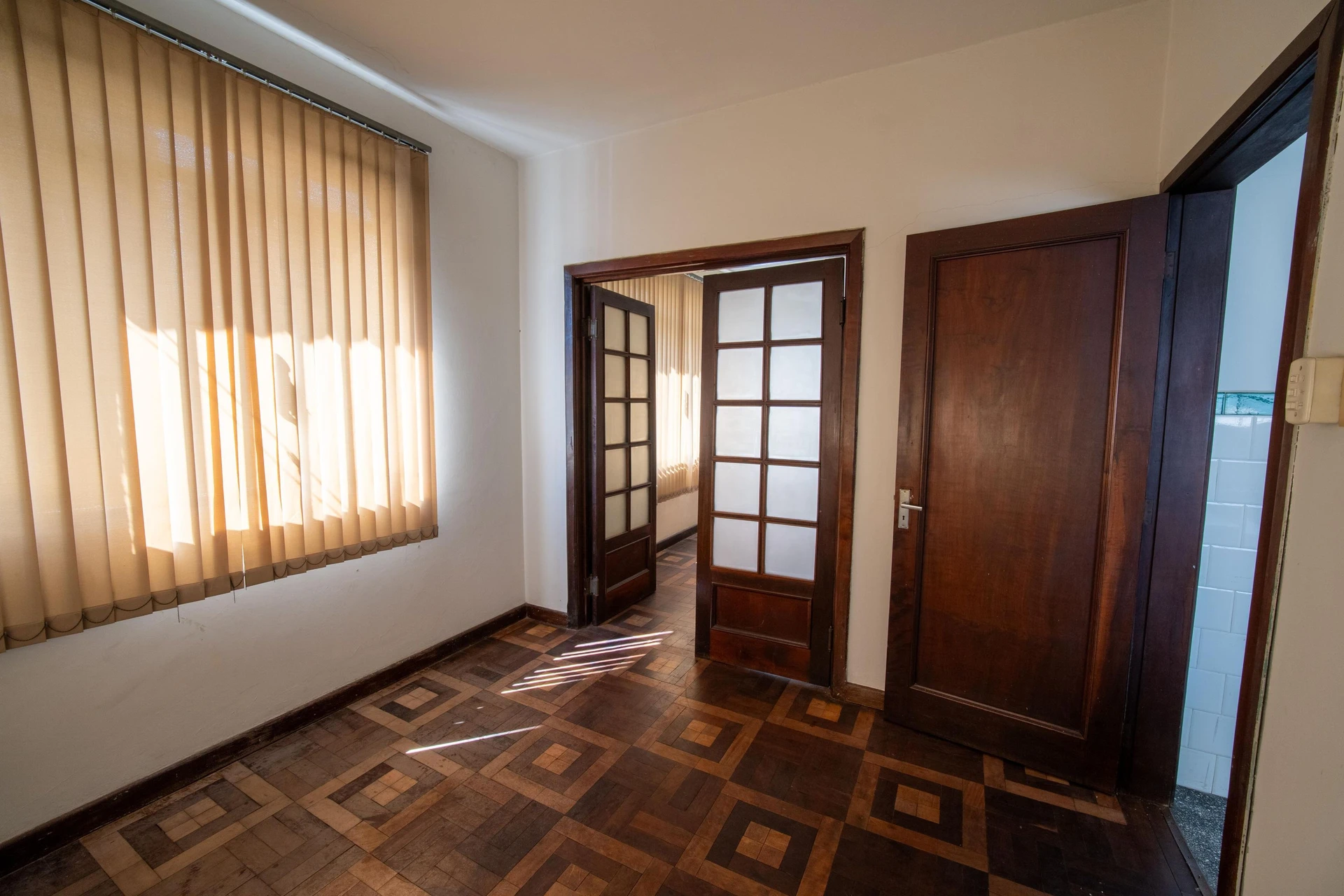 Apartamento con 3 dormitorios y 1 baño con jacuzzi del edificio — photo 28