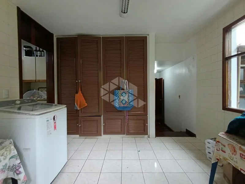 House, 600 m², with a bathtub — photo 17