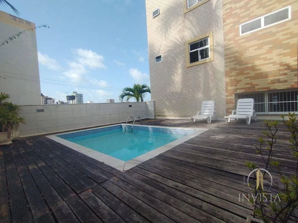 4-bedroom apartment with private barbecue area — photo 16