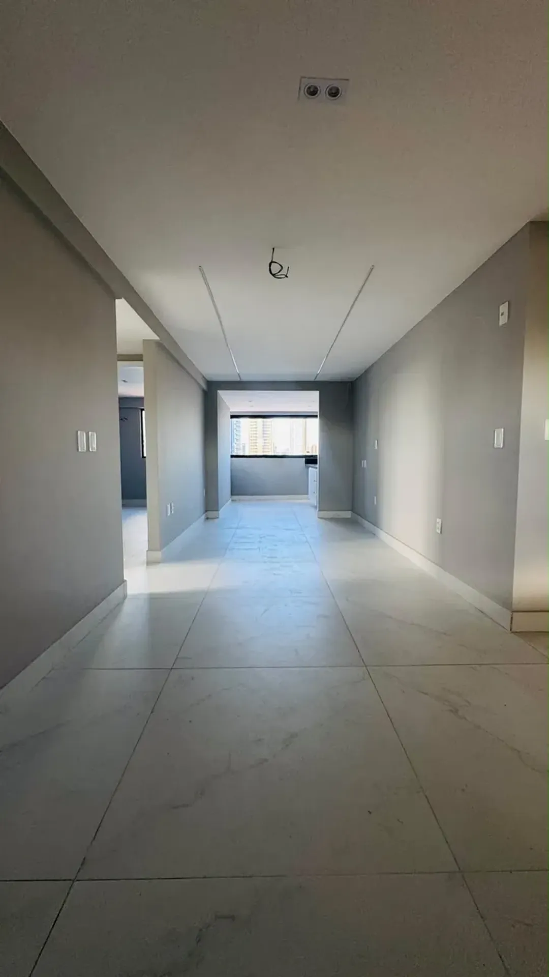Apartment on the 7th floor with floor-to-ceiling windows — photo 9