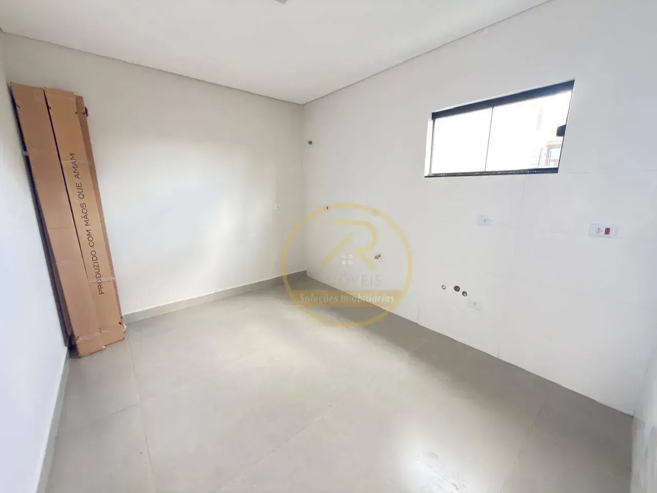 House 100 m² with 3 bedrooms and 2 parking spots — photo 32