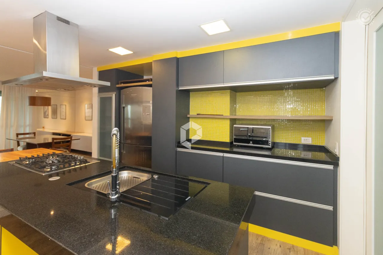 Незамебльована квартира 180 м² з кухнею відкритого плану — photo 9