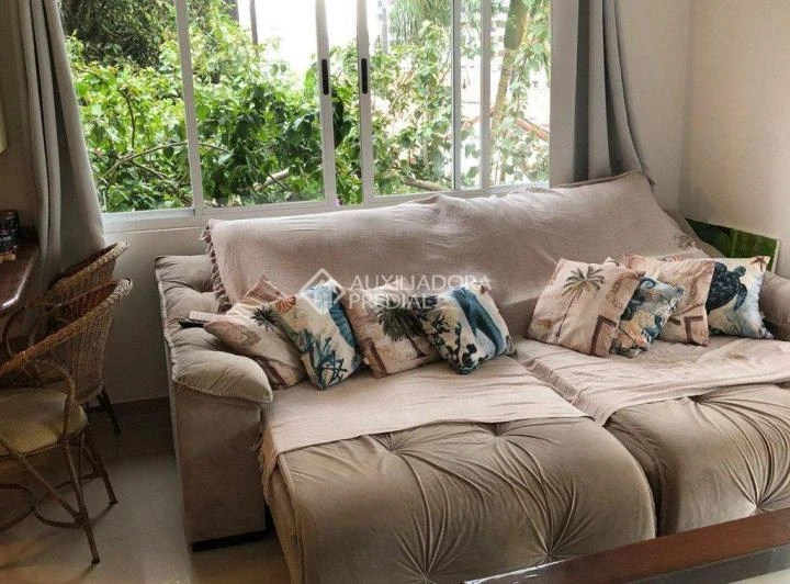 Casa com jardim privativo e 4 quartos — photo 9