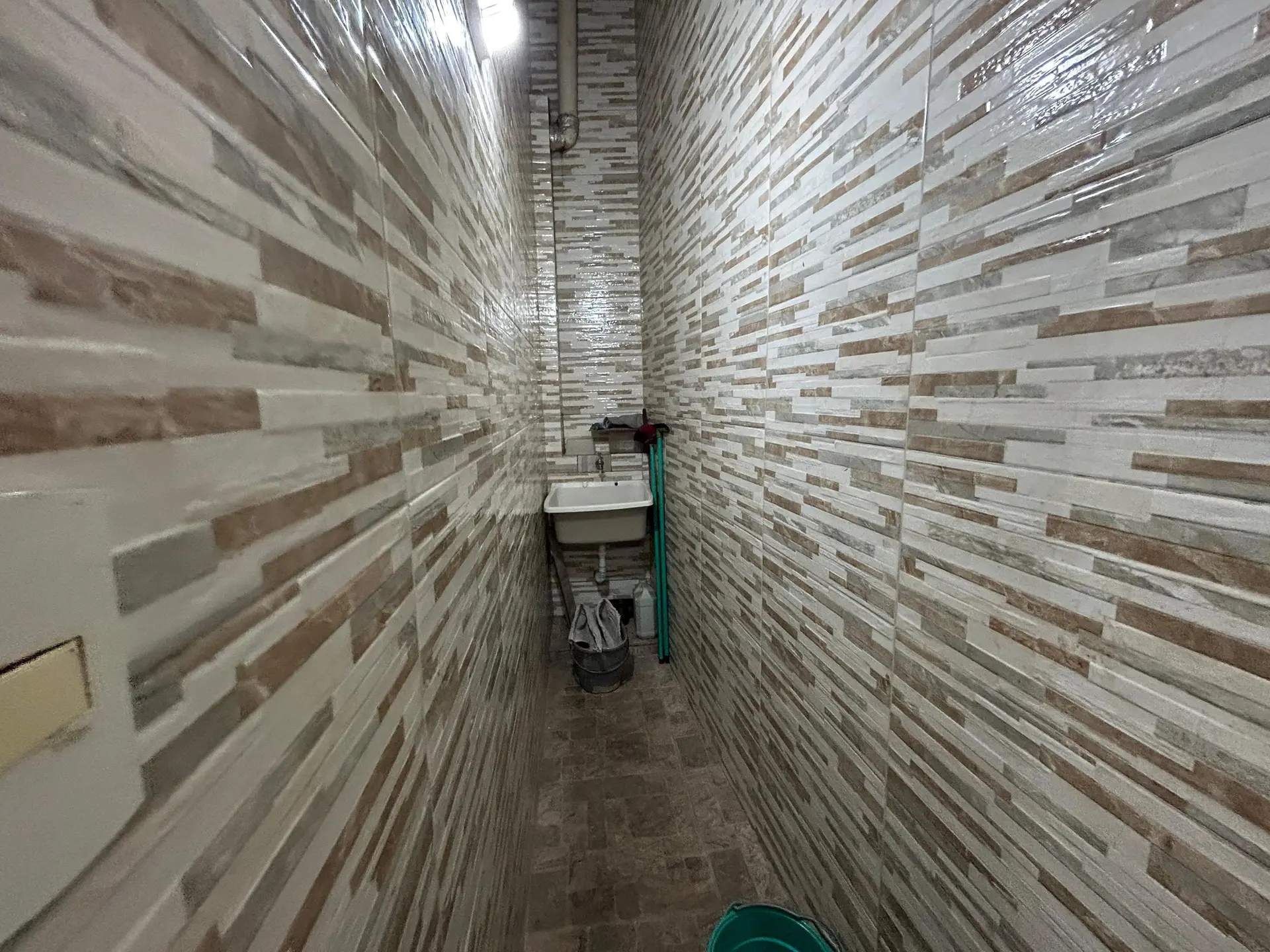 Rental house with 2 en-suite bedrooms and balcony — photo 24