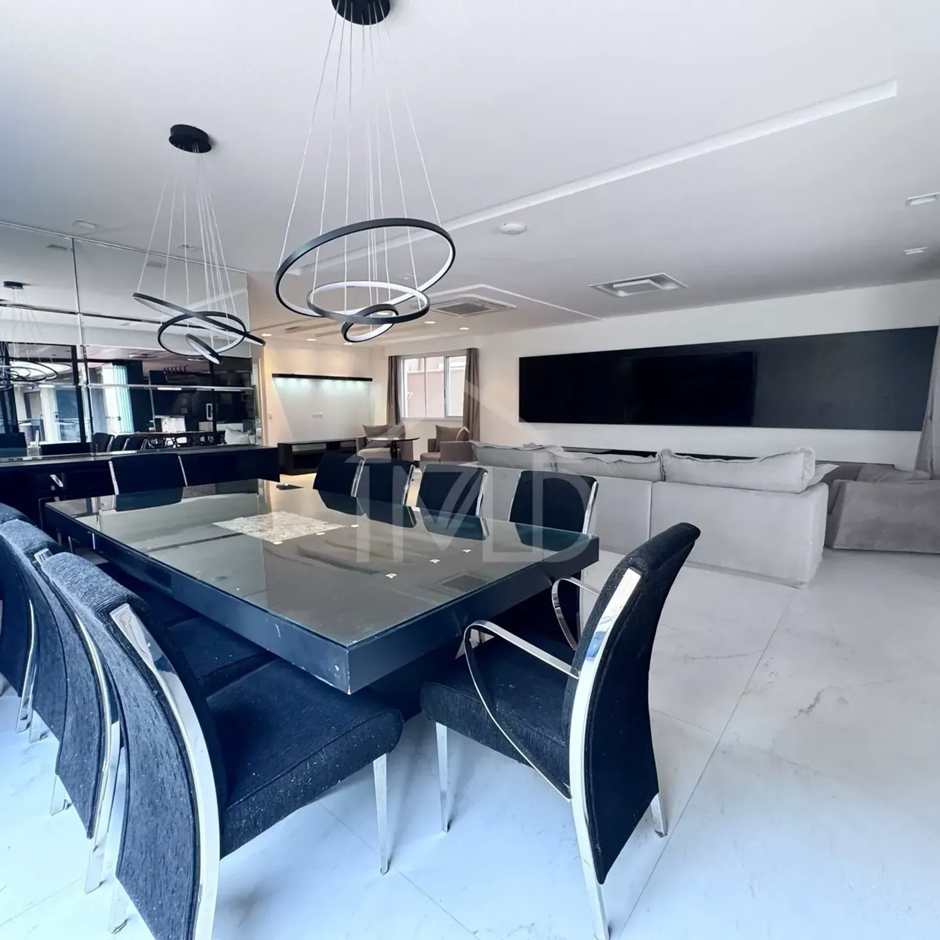 Furnished house with 4 bedrooms and 5 bathrooms, open kitchen — photo 16