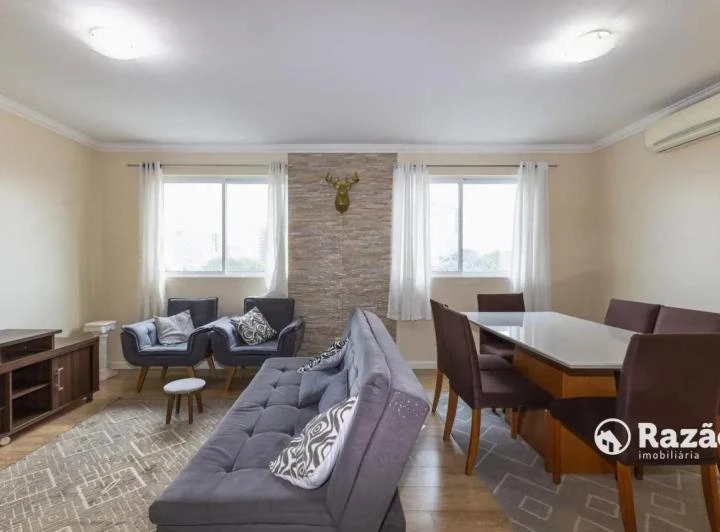 Furnished 93 m² apartment with 2 bedrooms and parking