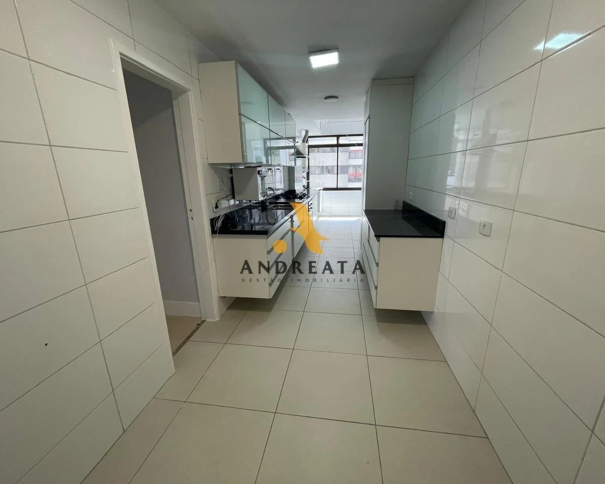 3-bedroom apartment in a building with a sauna — photo 9