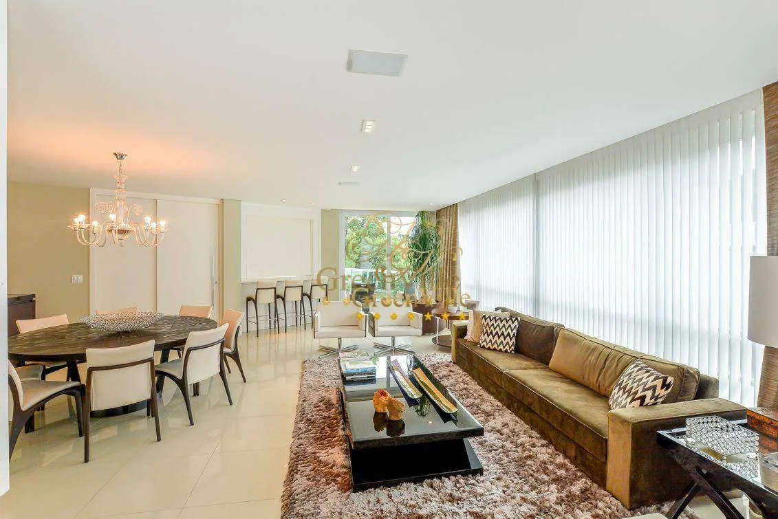 House with 4 en-suite bedrooms and private BBQ — photo 11