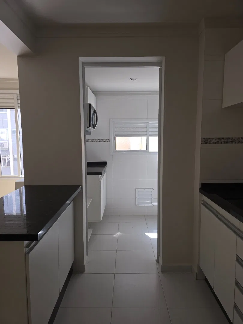 One-bedroom apartment with a home office in Curitiba — photo 15