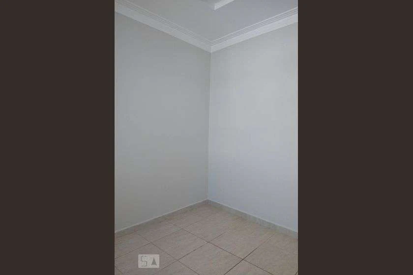 Невелика квартира з 2 спальнями 55 м² і окремою кухнею — photo 28